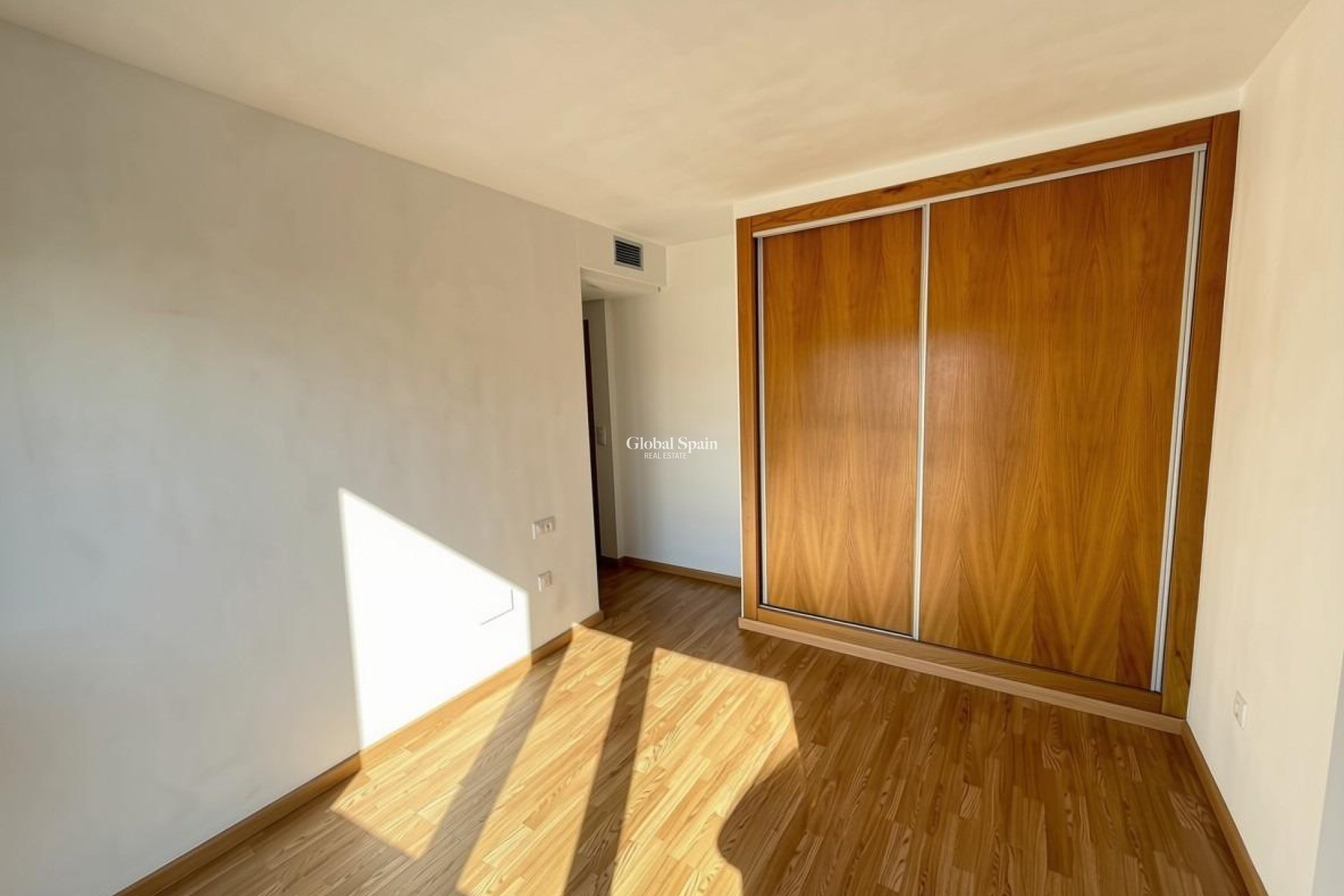 Revente - APPARTEMENT -
SAN PEDRO DEL PINATAR - Villananitos
