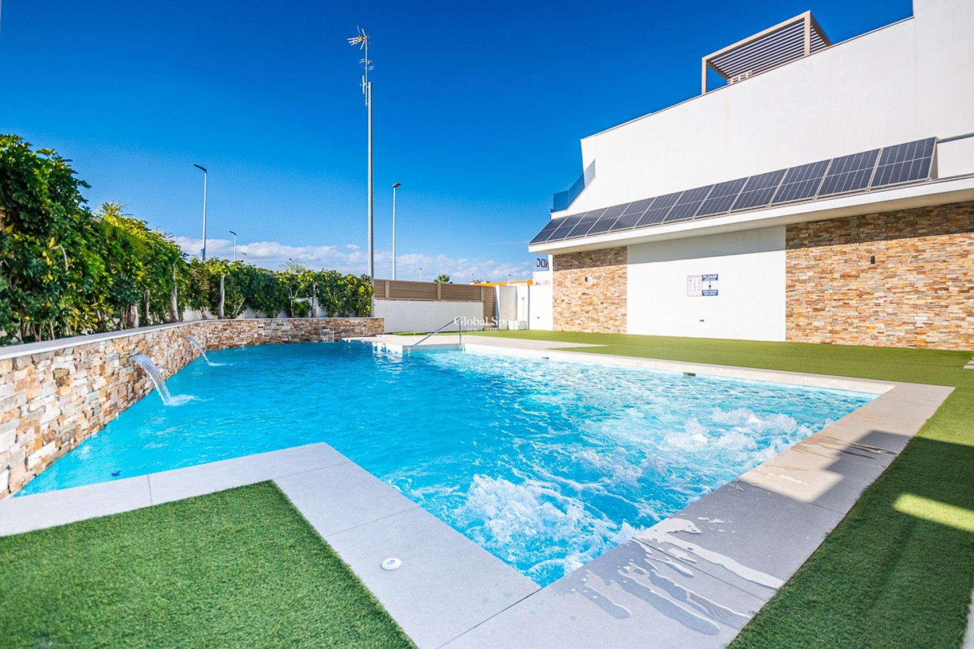 Revente - APPARTEMENT -
SAN PEDRO DEL PINATAR