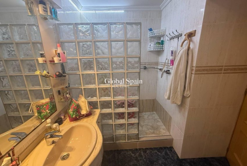 Revente - APPARTEMENT -
SAN PEDRO DEL PINATAR - -  -