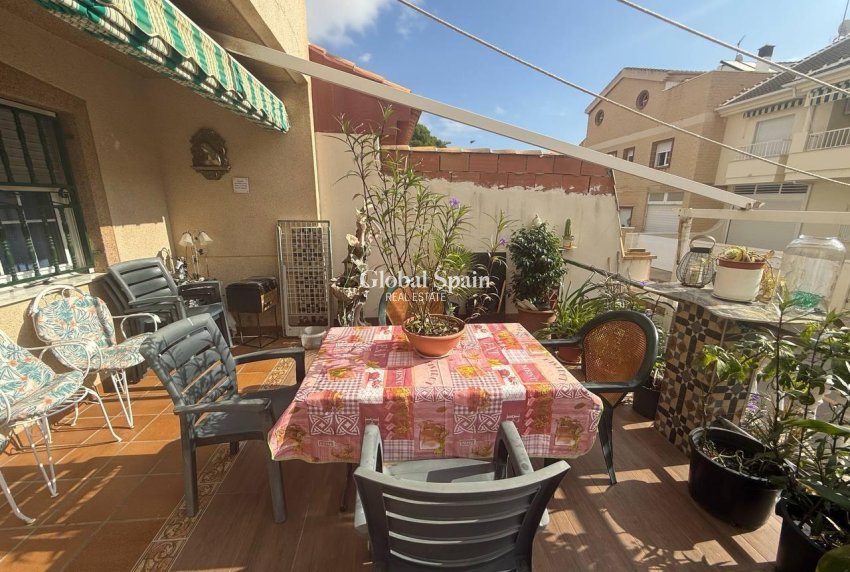 Revente - APPARTEMENT -
SAN PEDRO DEL PINATAR - -  -