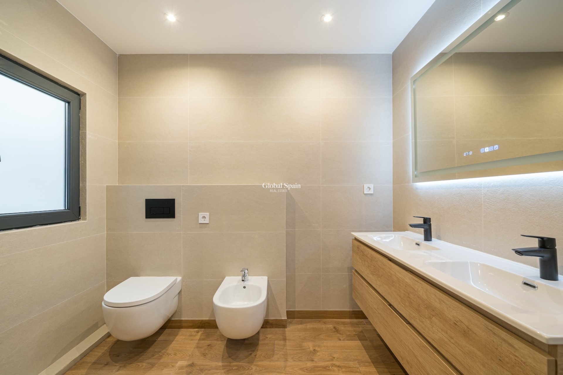 Revente - Appartement -
Santa Catalina - optional location detail