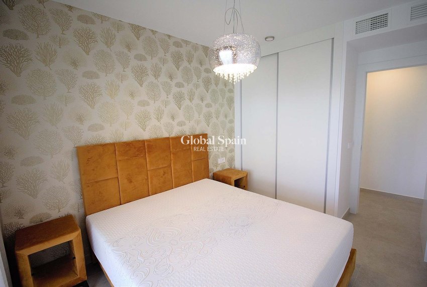 Revente - APPARTEMENT -
SANTA POLA - Costa Blanca