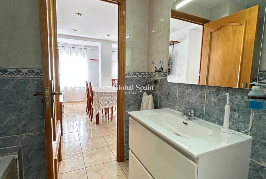 Revente - APPARTEMENT -
SANTA POLA - Costa Blanca