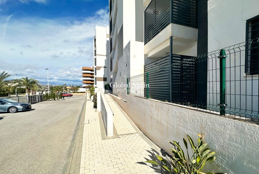 Revente - APPARTEMENT -
SANTA POLA - Costa Blanca
