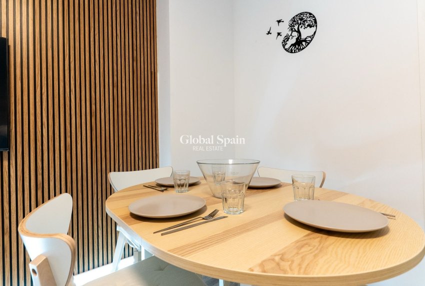 Revente - APPARTEMENT -
Santa Pola - GRAN ALACANT