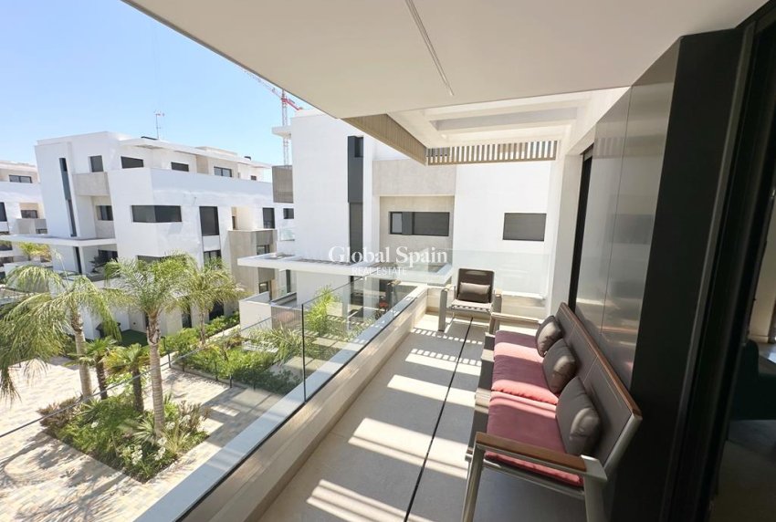Revente - APPARTEMENT -
SANTA ROSALÍA - Inland