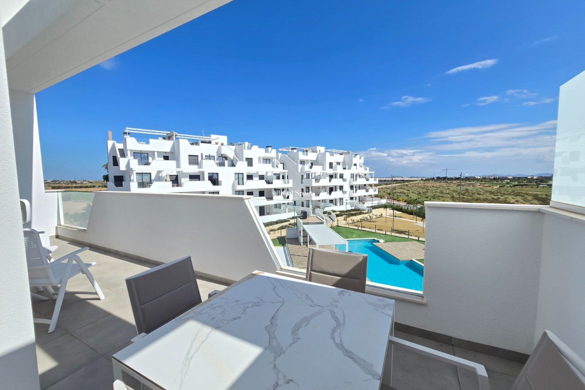 Revente - APPARTEMENT -
SANTA ROSALÍA - Inland