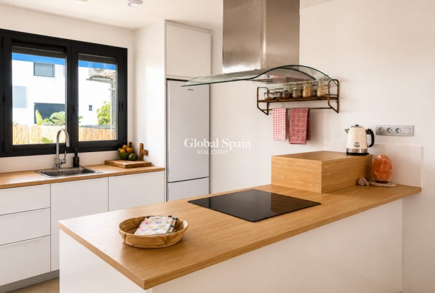 Revente - APPARTEMENT -
SANTIAGO DE LA RIBERA - Costa Calida