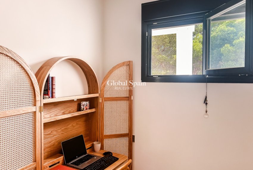 Revente - APPARTEMENT -
SANTIAGO DE LA RIBERA - zona san blas