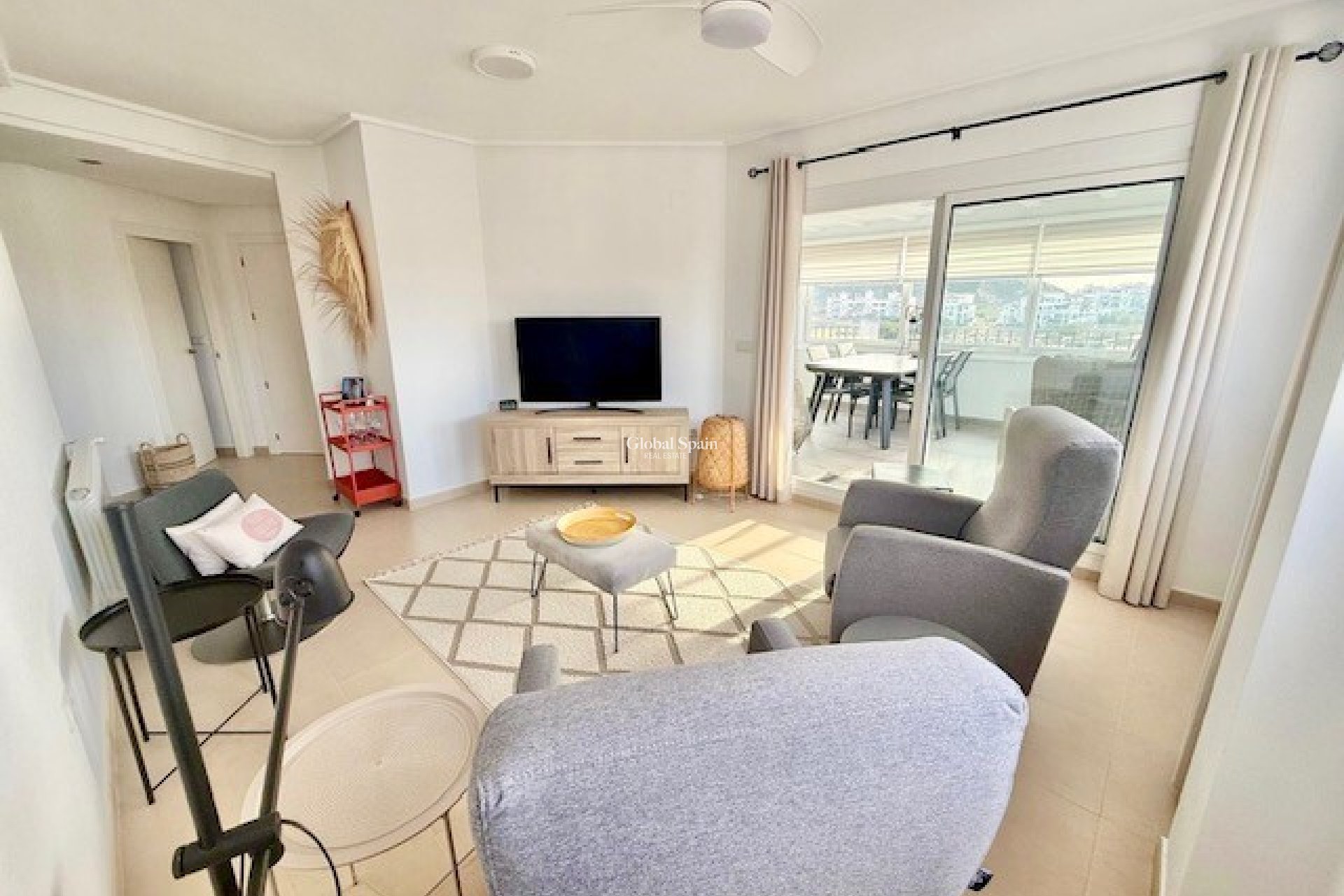 Revente - APPARTEMENT -
SUCINA - Inland