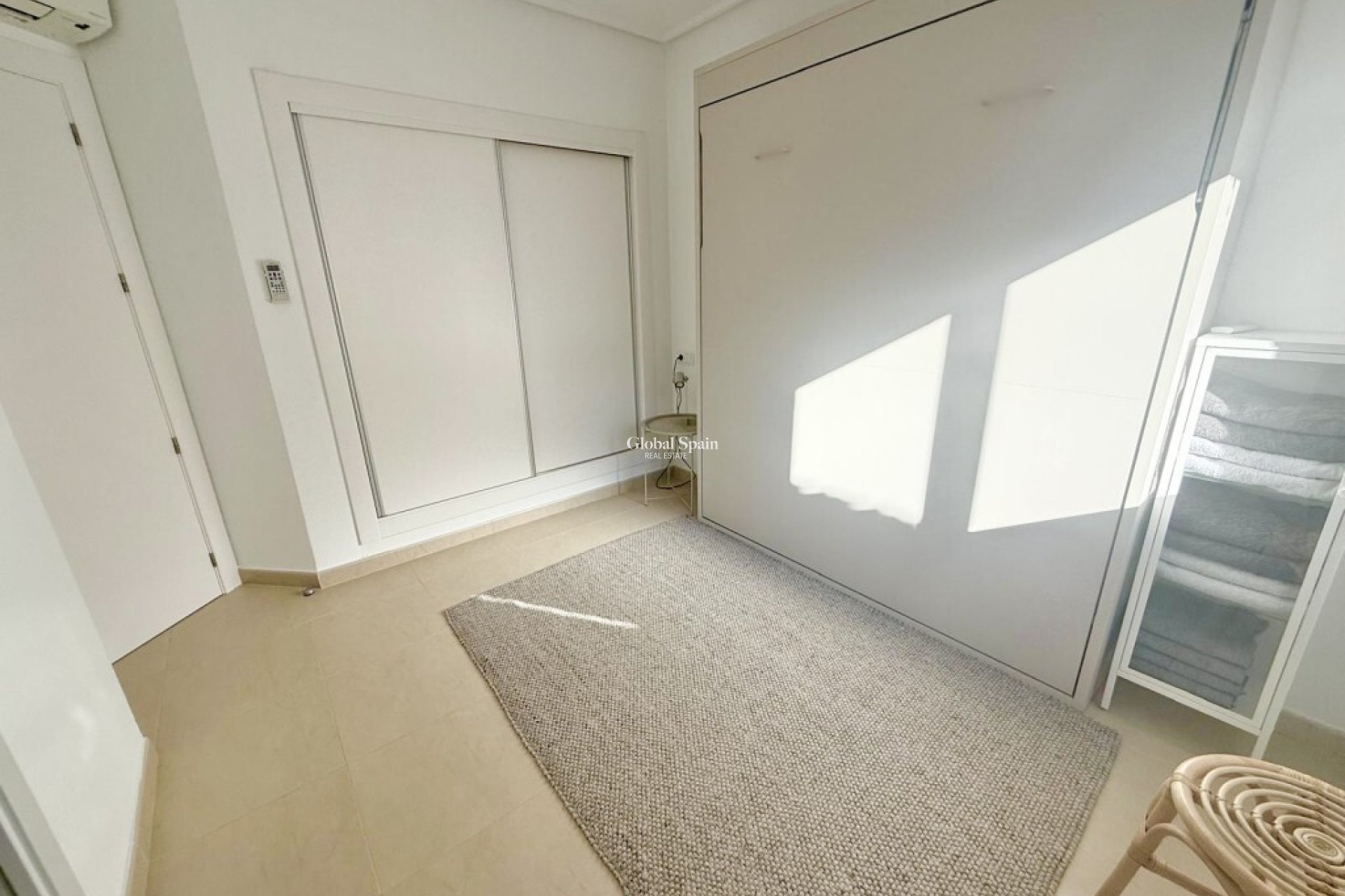 Revente - APPARTEMENT -
SUCINA - Inland