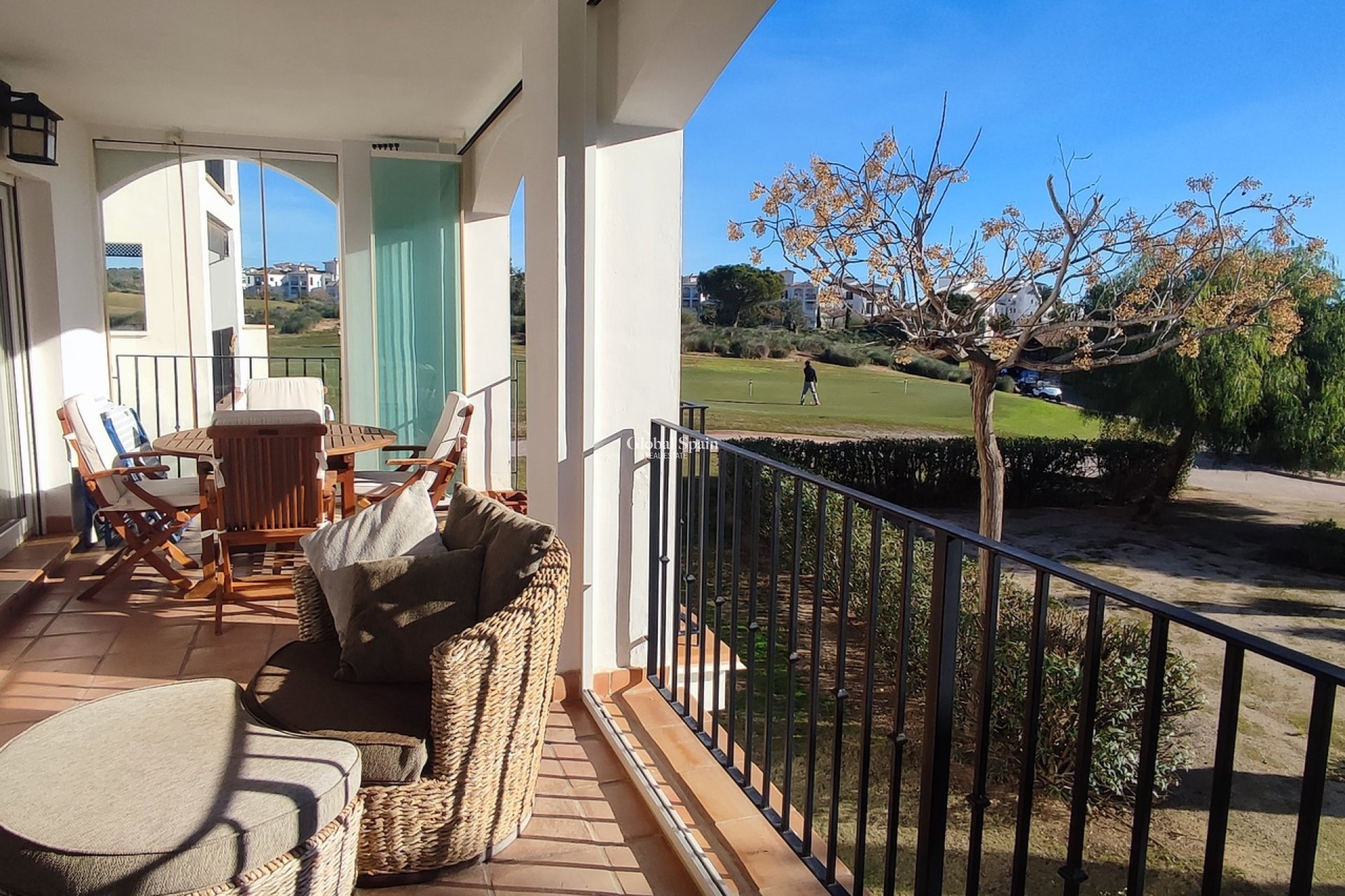 Revente - APPARTEMENT -
SUCINA - Inland