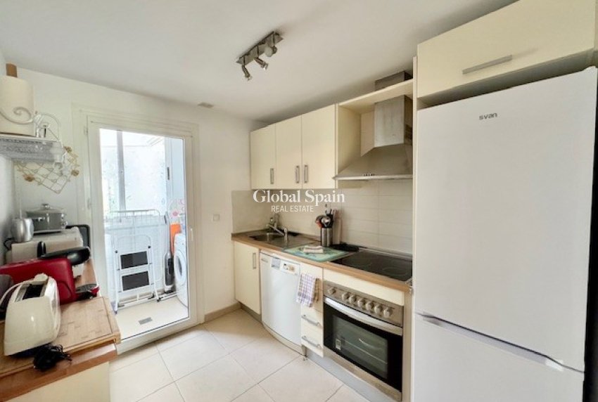 Revente - APPARTEMENT -
SUCINA - Inland