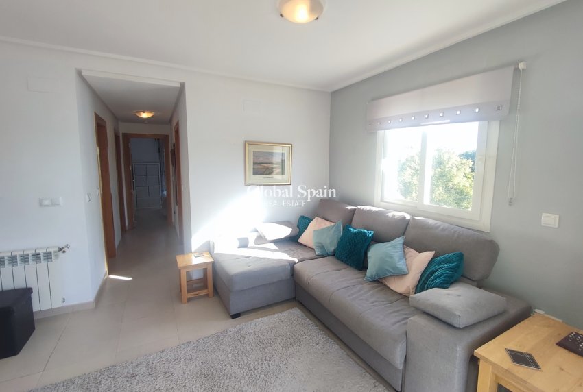 Revente - APPARTEMENT -
SUCINA - Inland