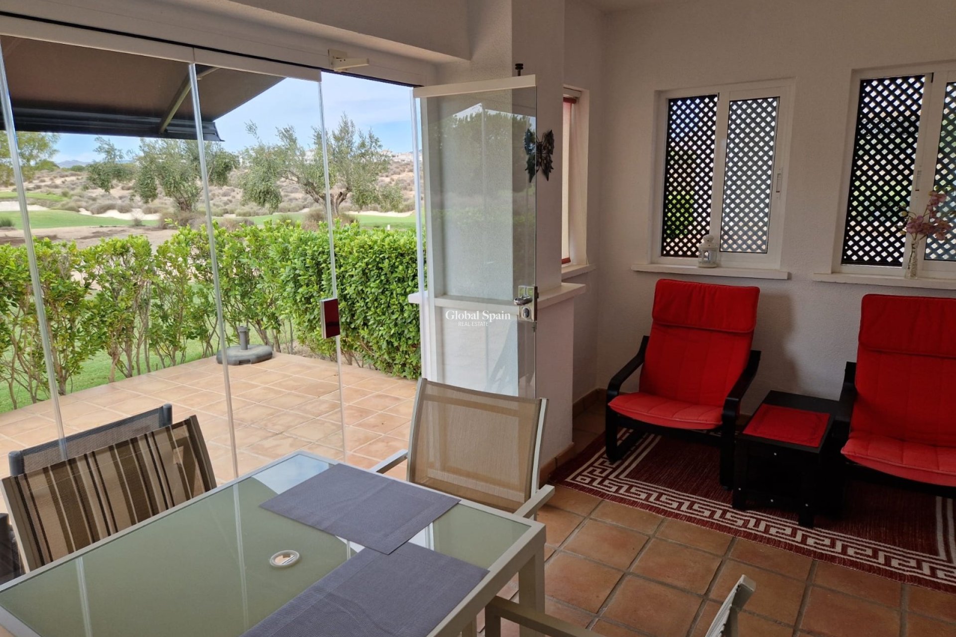 Revente - APPARTEMENT -
SUCINA - Inland