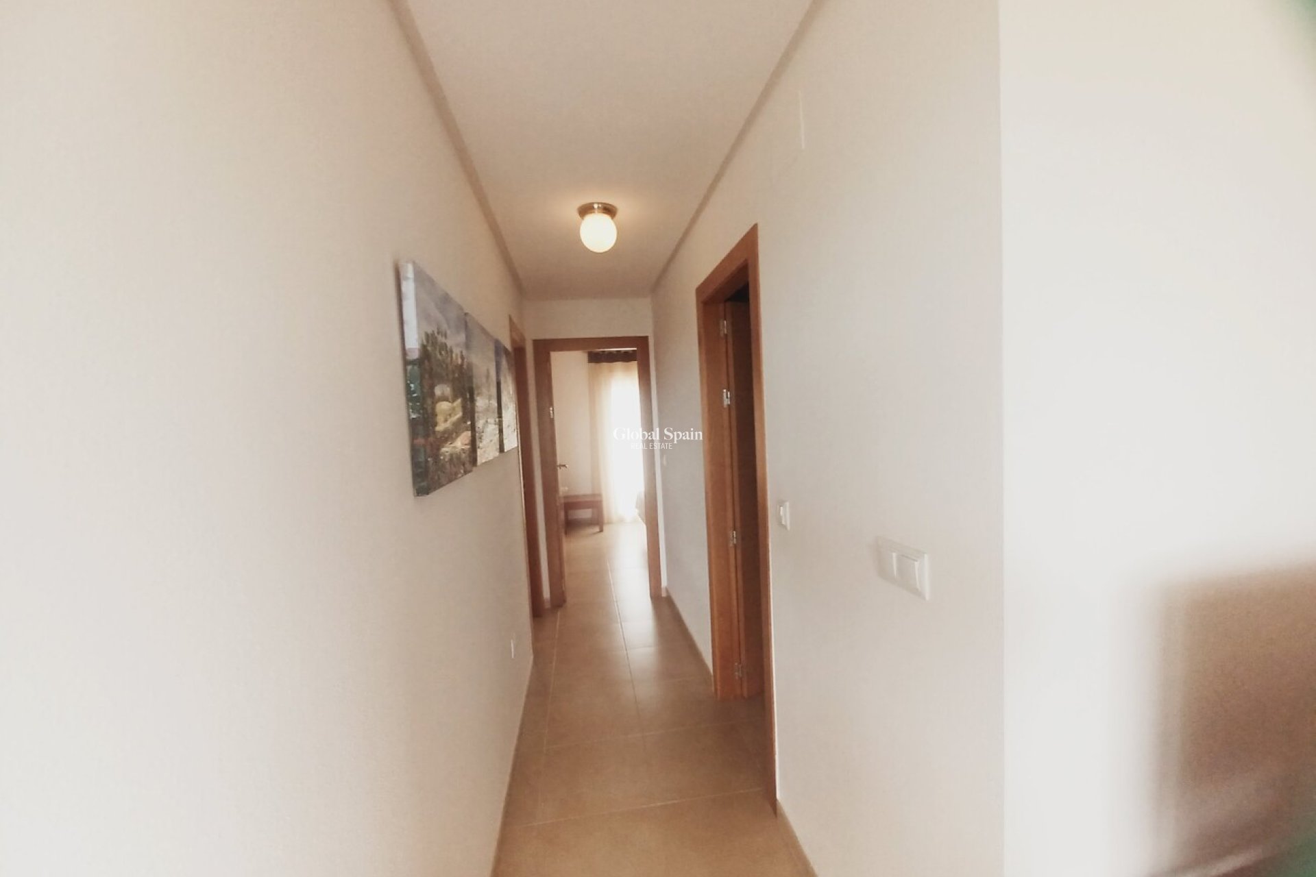 Revente - APPARTEMENT -
SUCINA - Inland