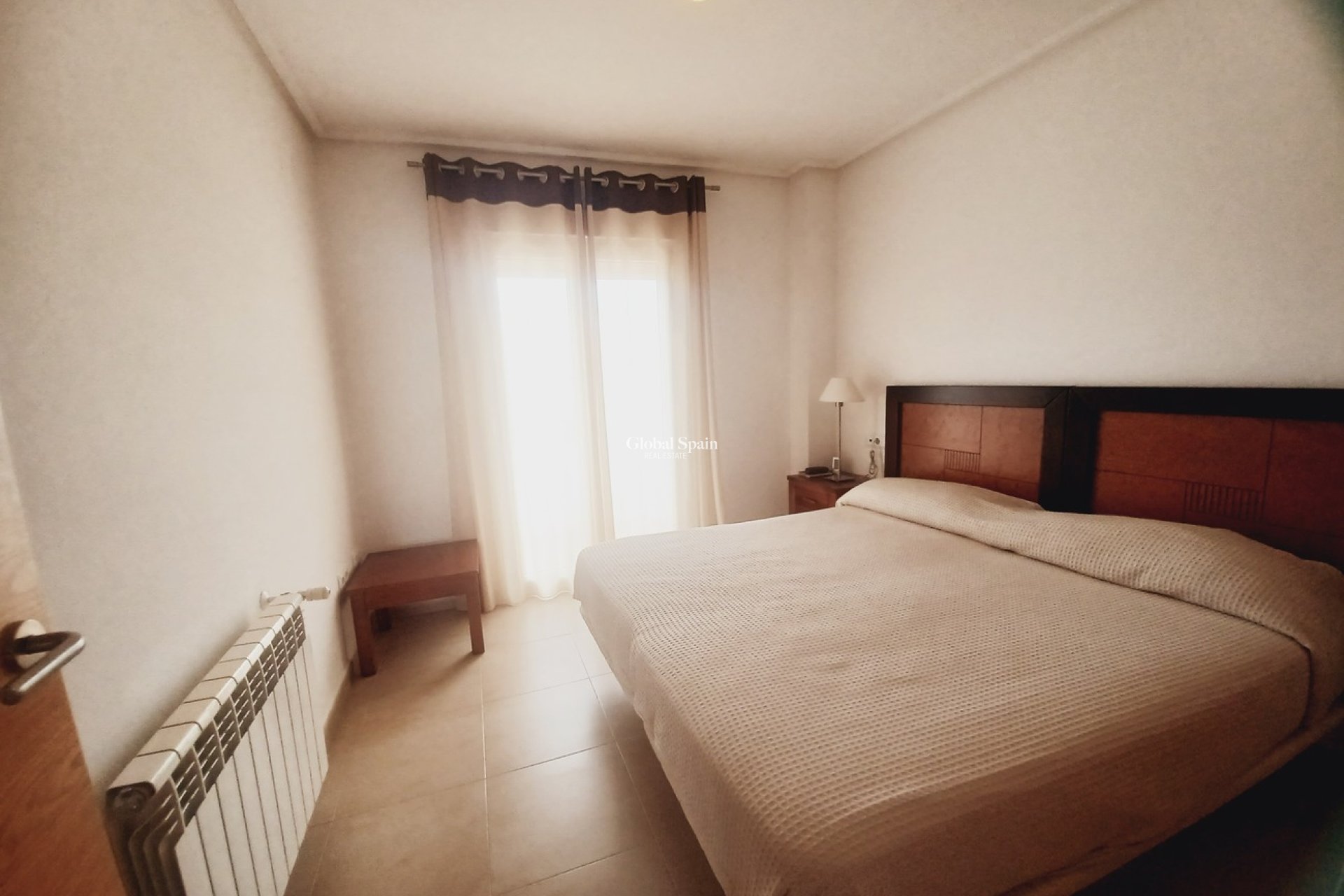 Revente - APPARTEMENT -
SUCINA - Inland