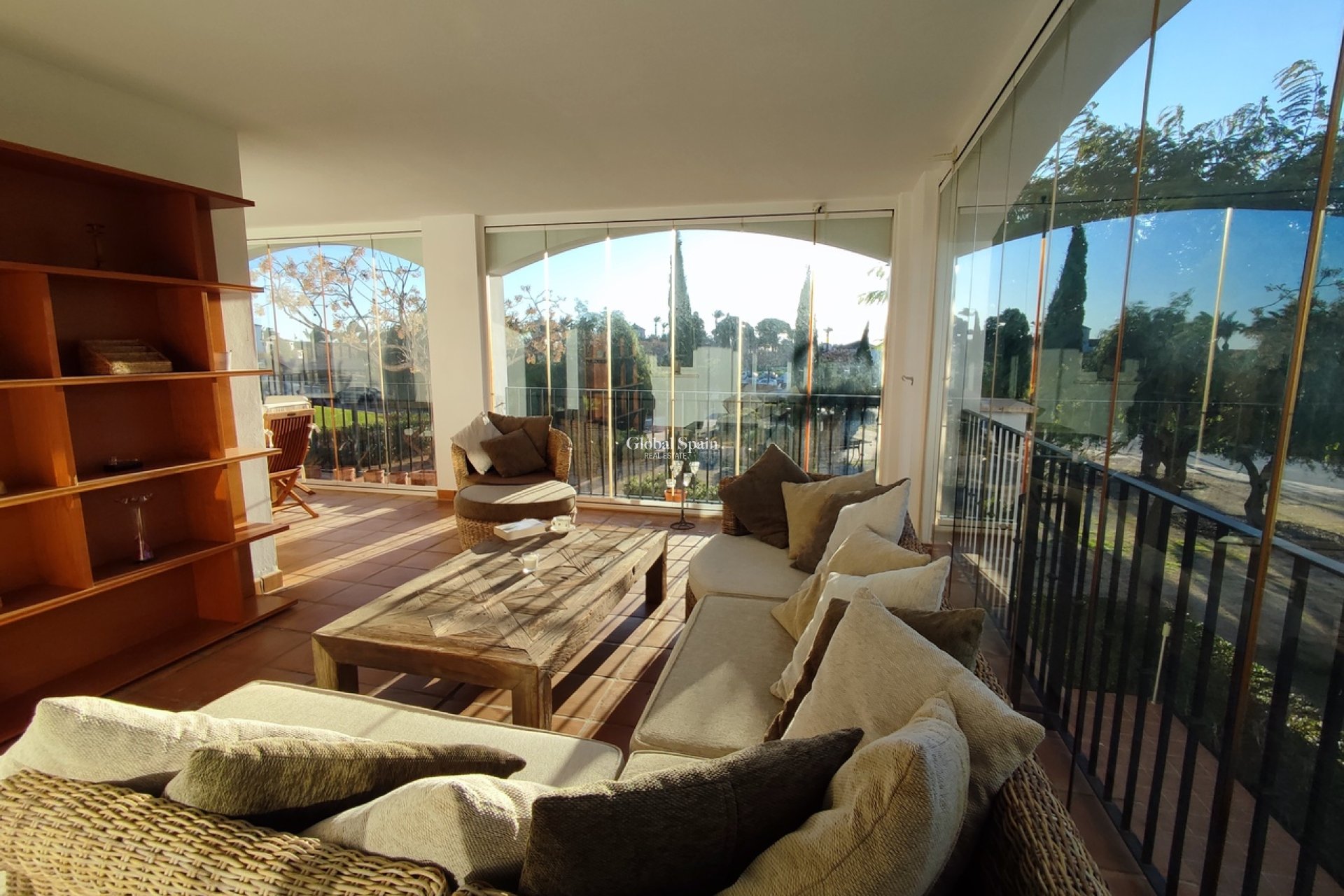 Revente - APPARTEMENT -
SUCINA - Inland