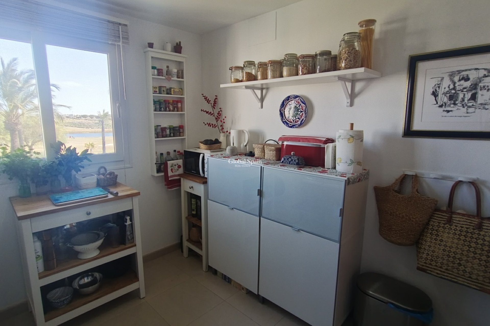 Revente - APPARTEMENT -
SUCINA - Inland