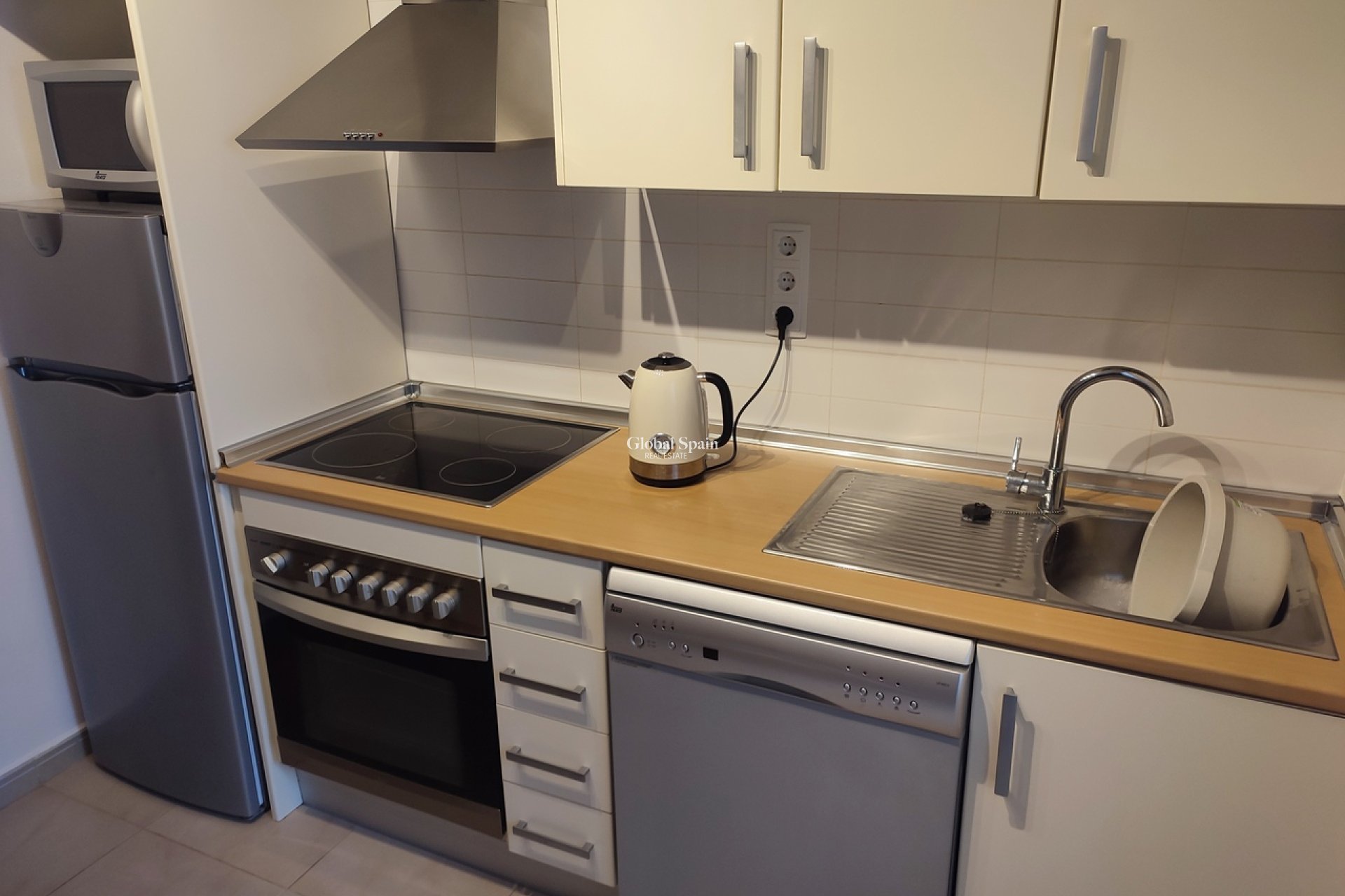 Revente - APPARTEMENT -
SUCINA - Inland