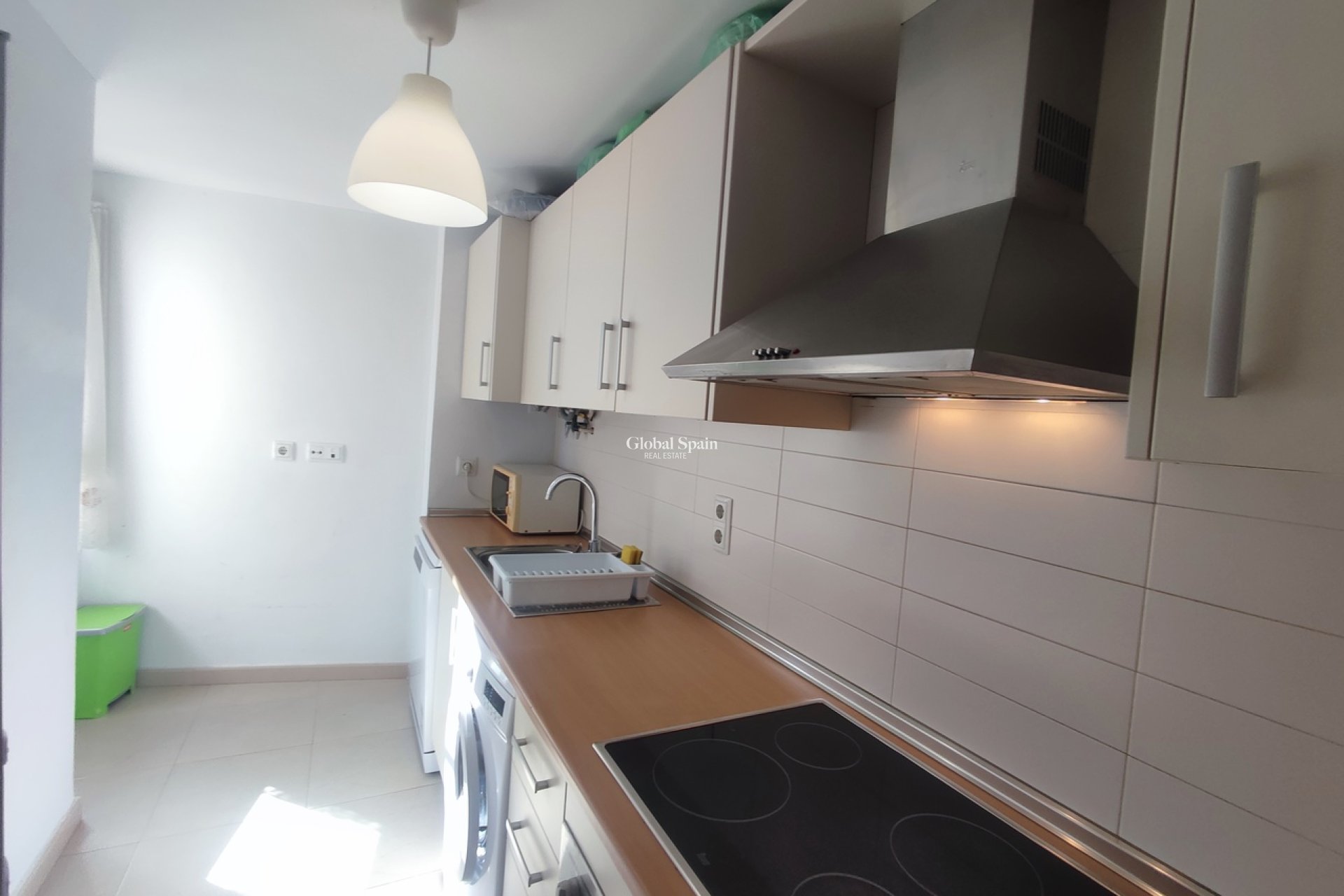 Revente - APPARTEMENT -
SUCINA - Inland