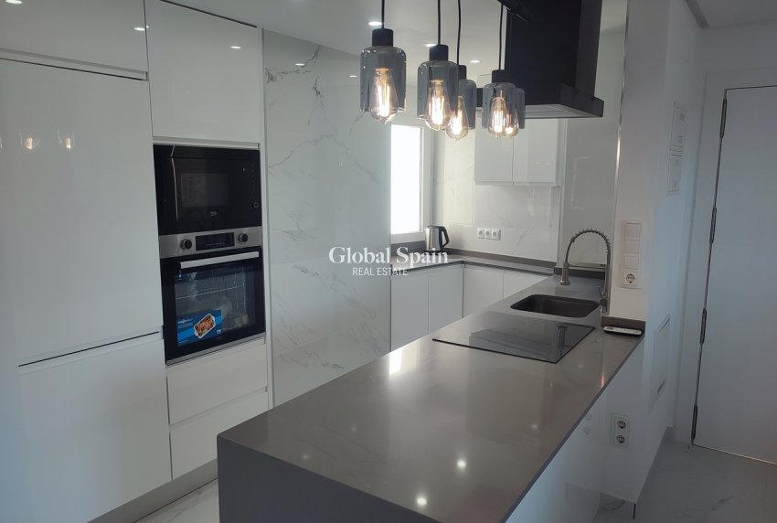 Revente - APPARTEMENT -
SUCINA - Inland