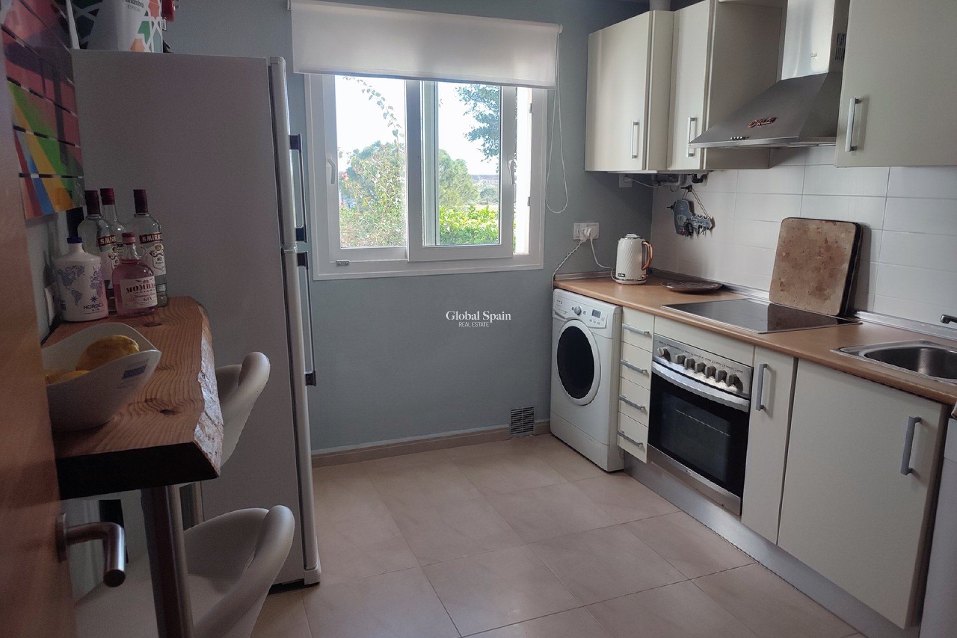 Revente - APPARTEMENT -
SUCINA - Inland