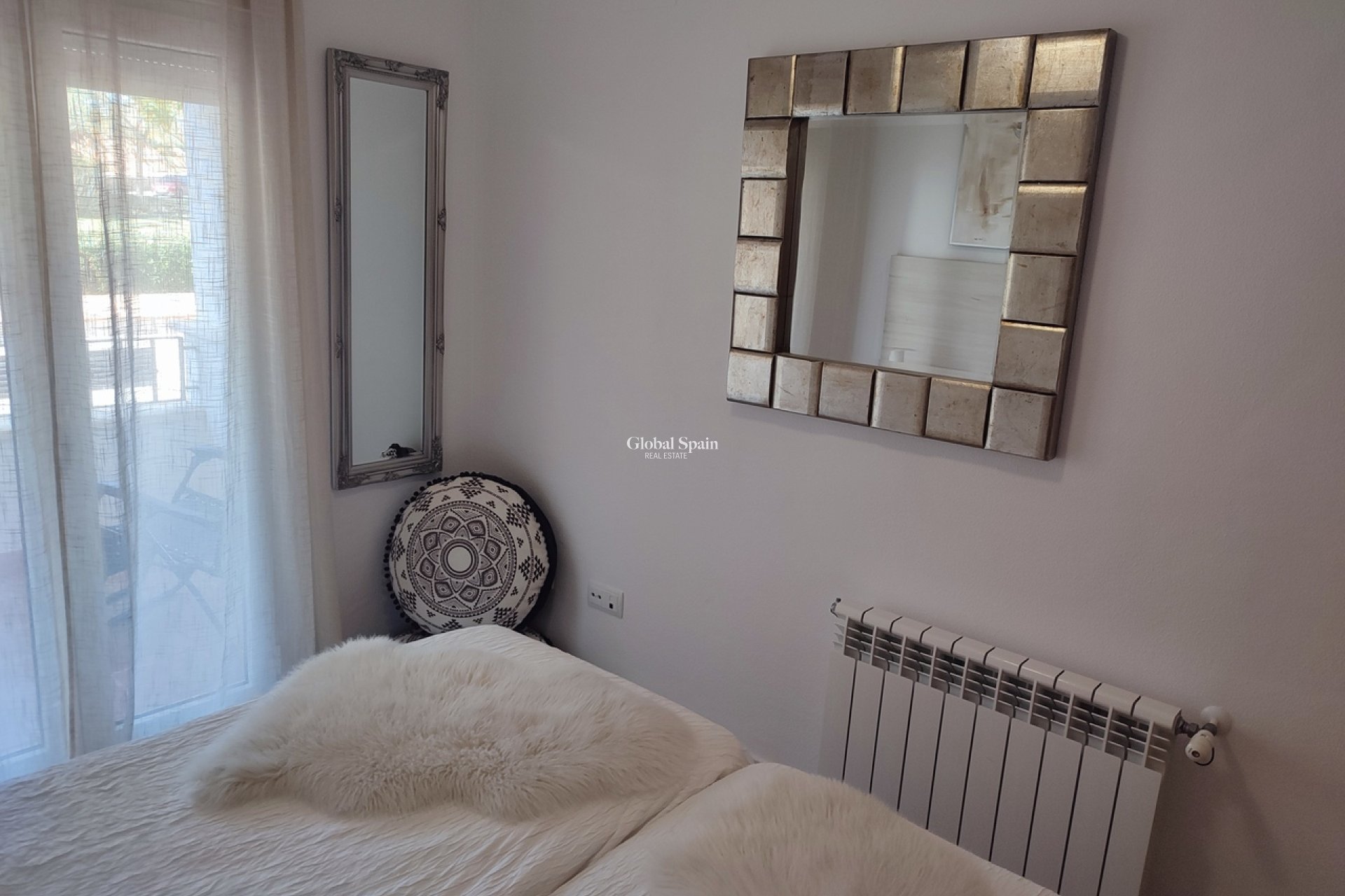 Revente - APPARTEMENT -
SUCINA - Inland