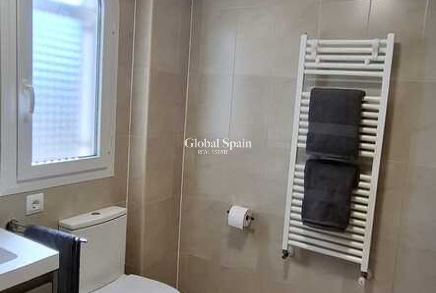 Revente - APPARTEMENT -
SUCINA - Inland