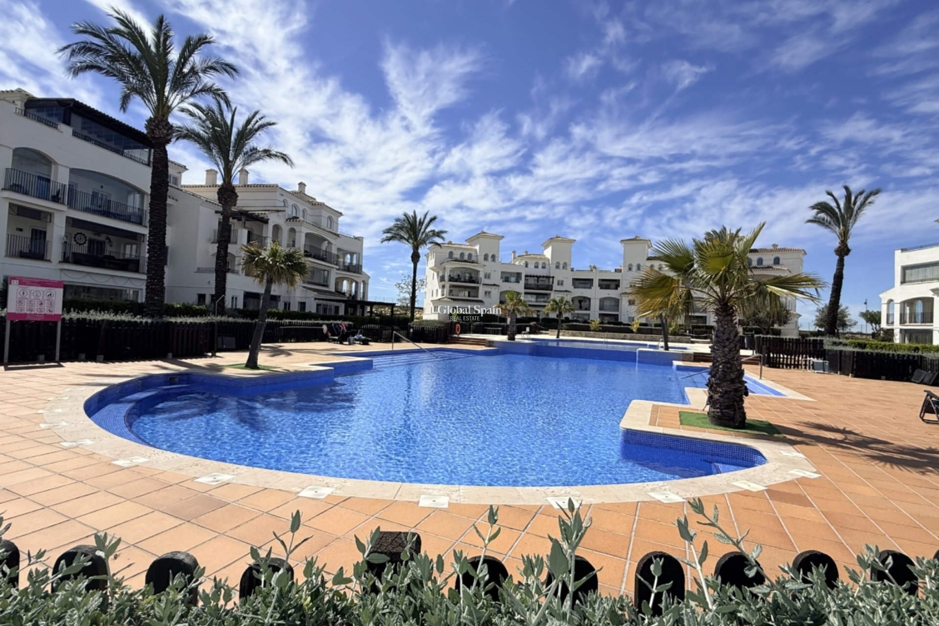 Revente - APPARTEMENT -
SUCINA - Inland