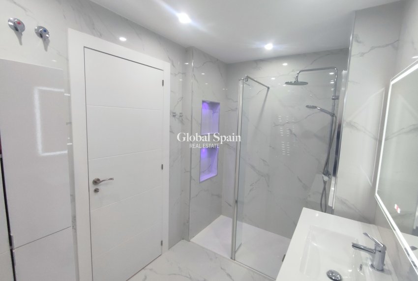 Revente - APPARTEMENT -
SUCINA - Inland