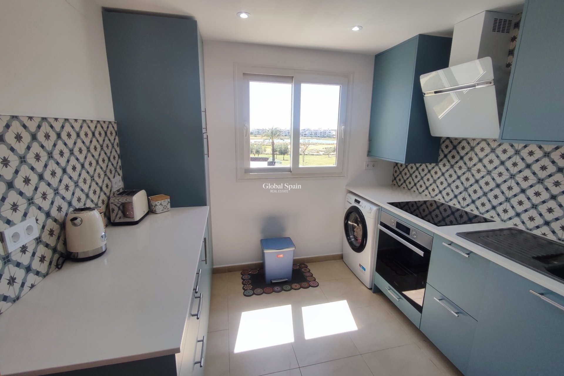 Revente - APPARTEMENT -
SUCINA - Inland