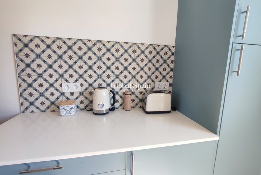 Revente - APPARTEMENT -
SUCINA - Inland