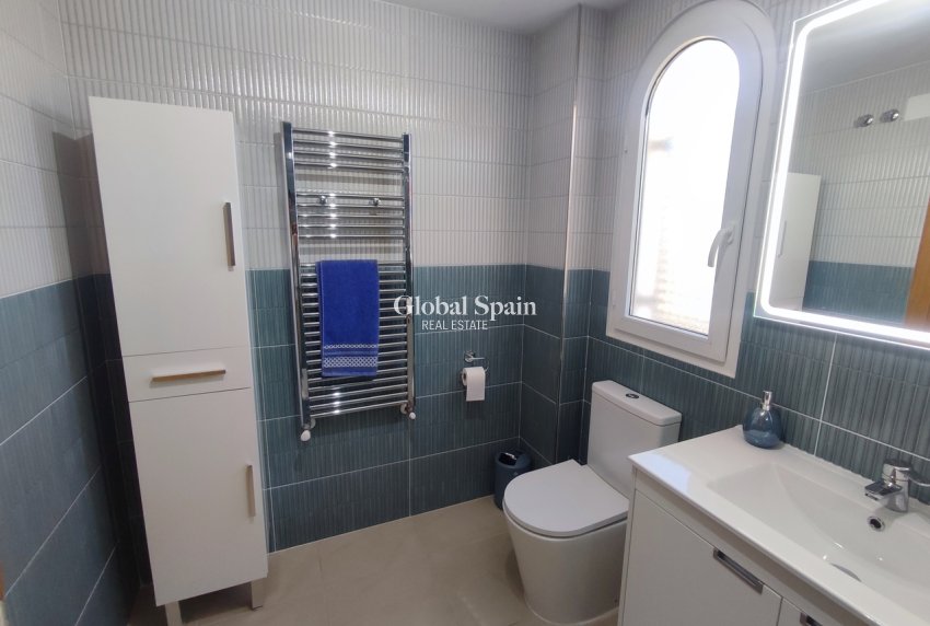 Revente - APPARTEMENT -
SUCINA - Inland