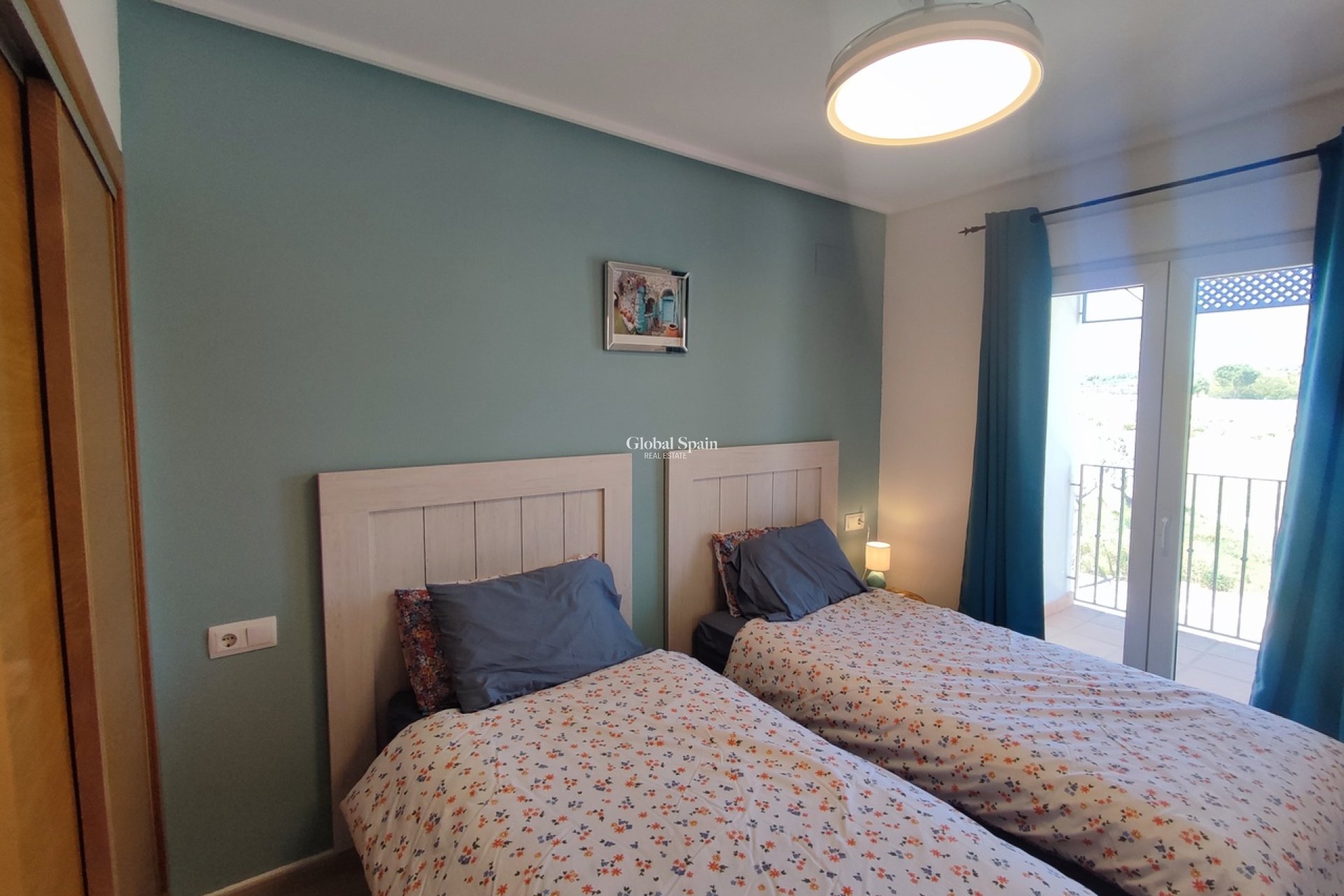 Revente - APPARTEMENT -
SUCINA - Inland