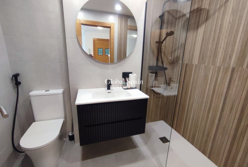 Revente - APPARTEMENT -
SUCINA - Inland