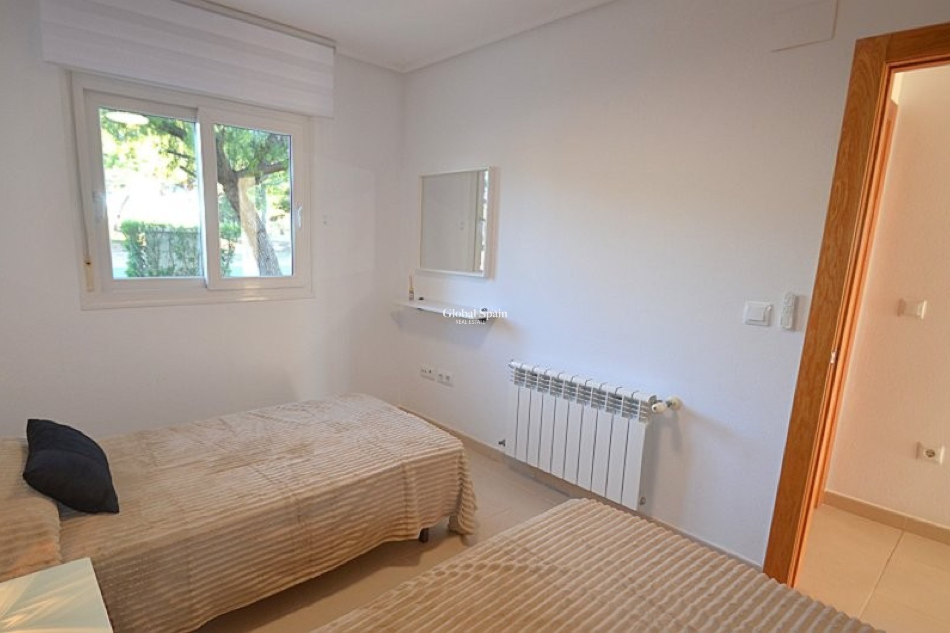 Revente - APPARTEMENT -
SUCINA - Inland
