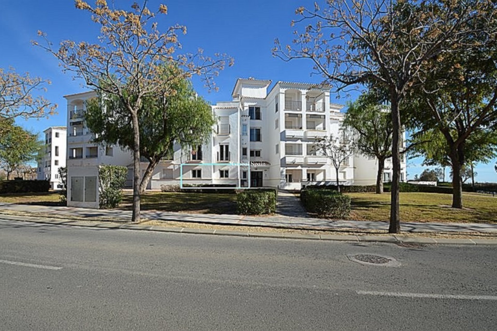 Revente - APPARTEMENT -
SUCINA - Inland