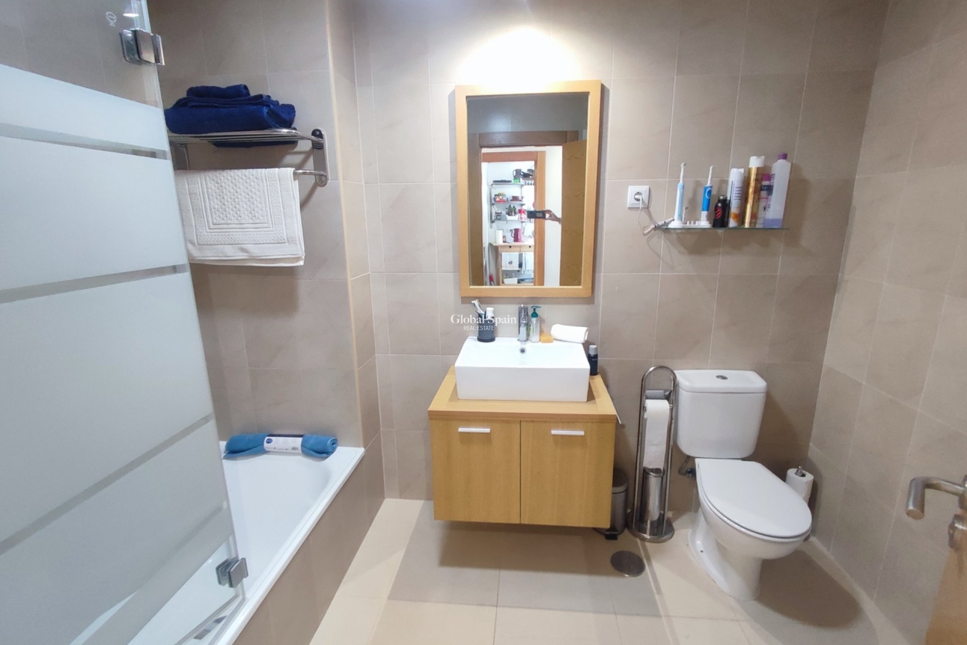 Revente - APPARTEMENT -
SUCINA - Inland