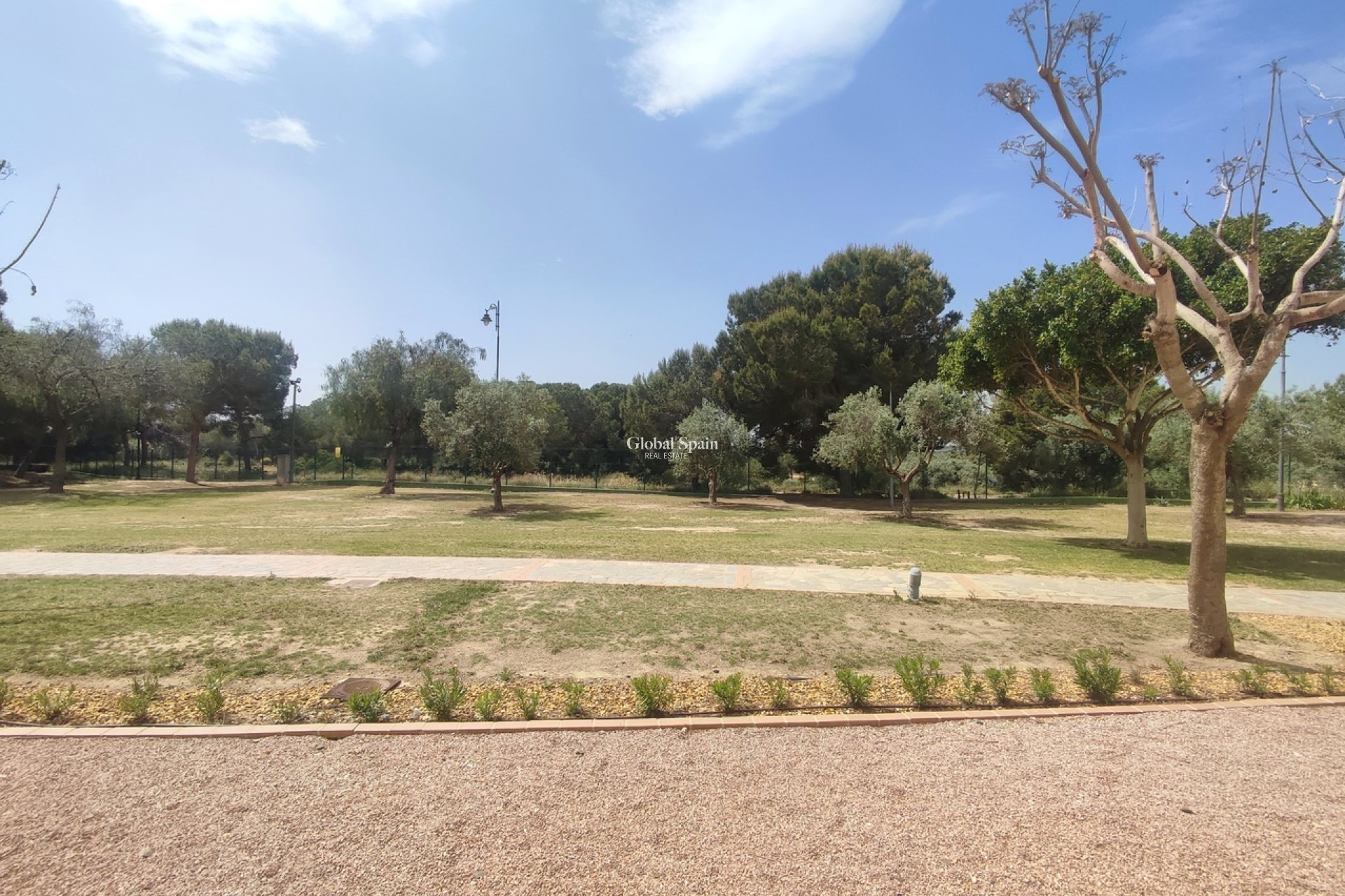 Revente - APPARTEMENT -
SUCINA - Inland
