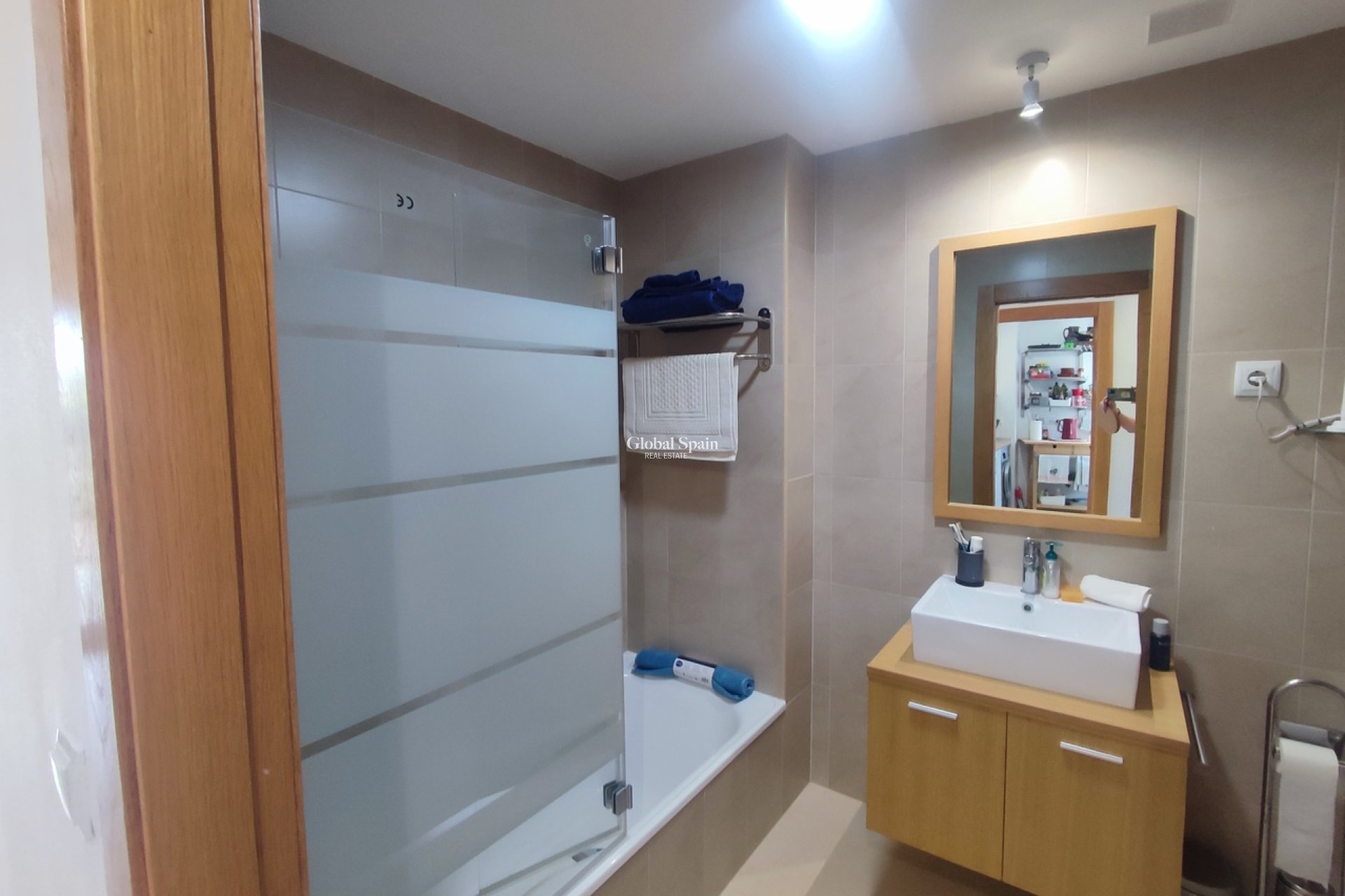 Revente - APPARTEMENT -
SUCINA - Inland