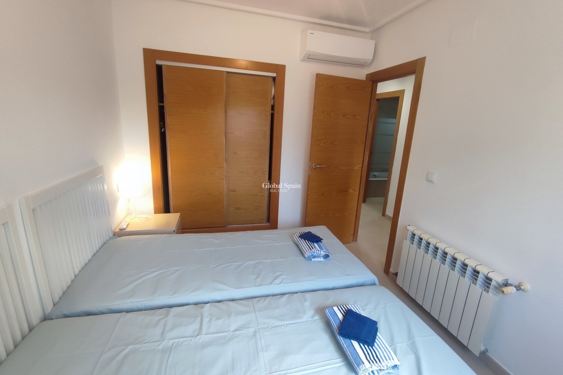 Revente - APPARTEMENT -
SUCINA - Inland