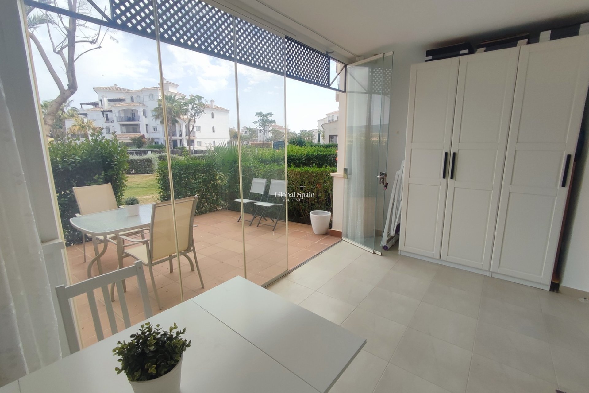 Revente - APPARTEMENT -
SUCINA - Inland