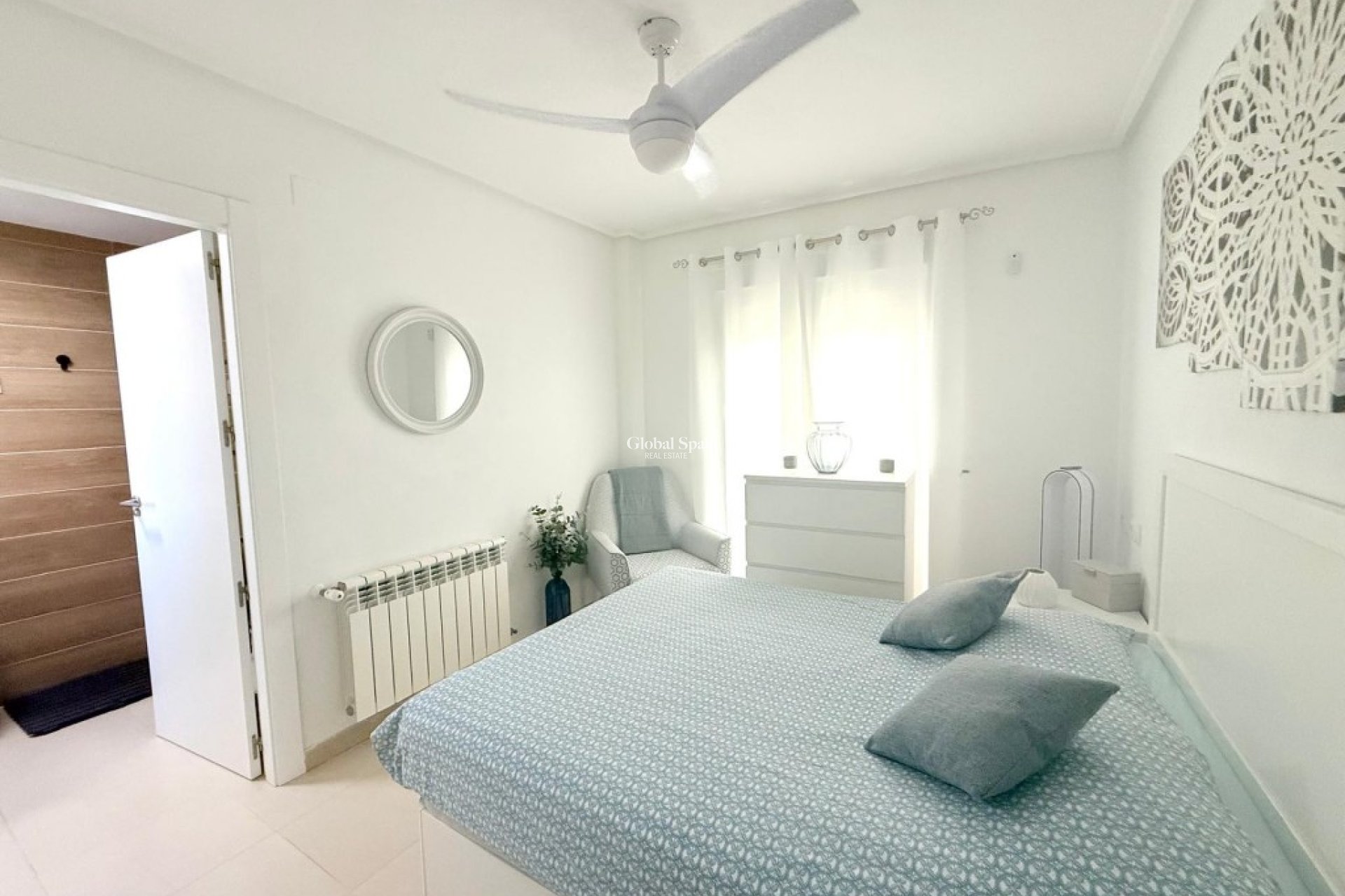 Revente - APPARTEMENT -
SUCINA - Inland