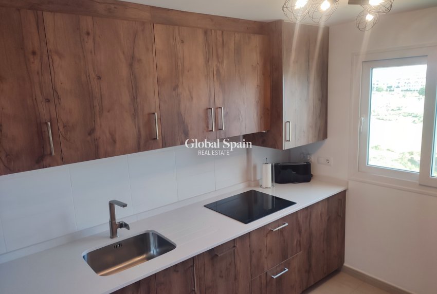 Revente - APPARTEMENT -
SUCINA - Inland