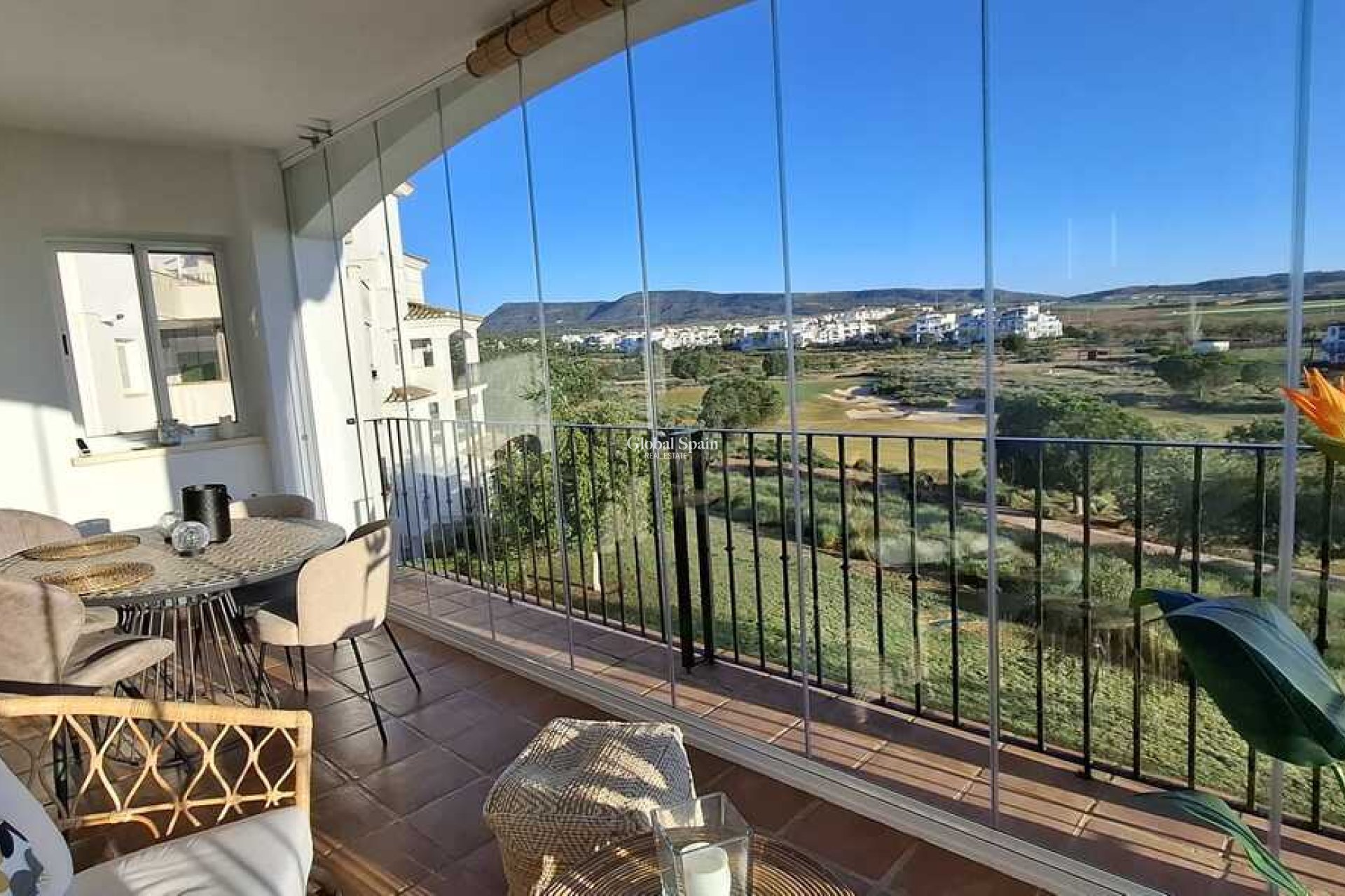 Revente - APPARTEMENT -
SUCINA - Inland