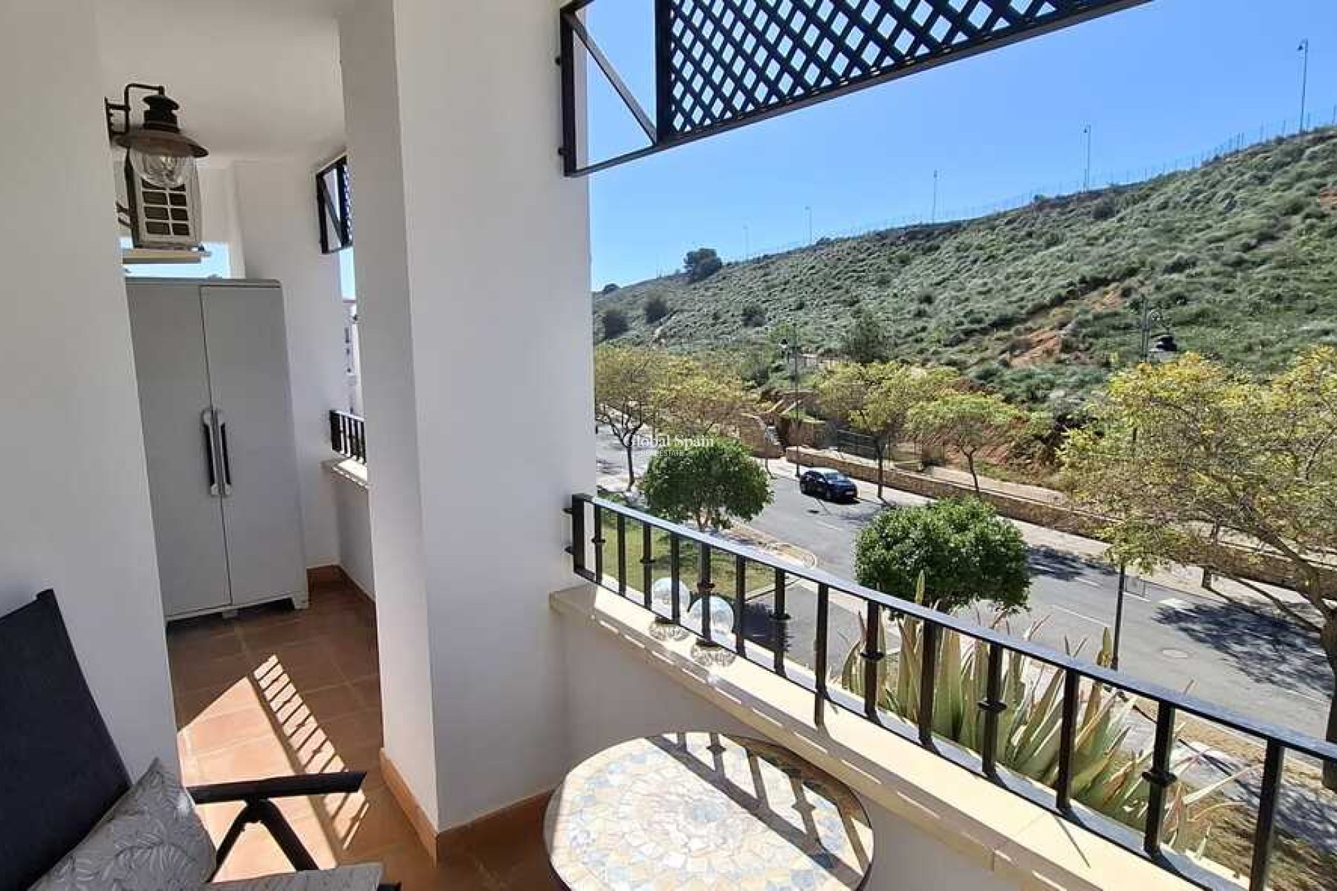 Revente - APPARTEMENT -
SUCINA - Inland