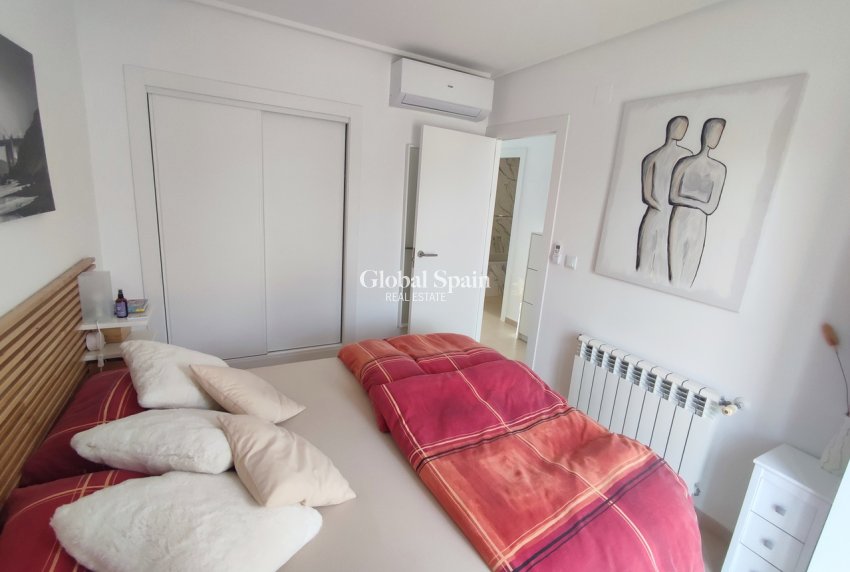 Revente - APPARTEMENT -
SUCINA - Inland