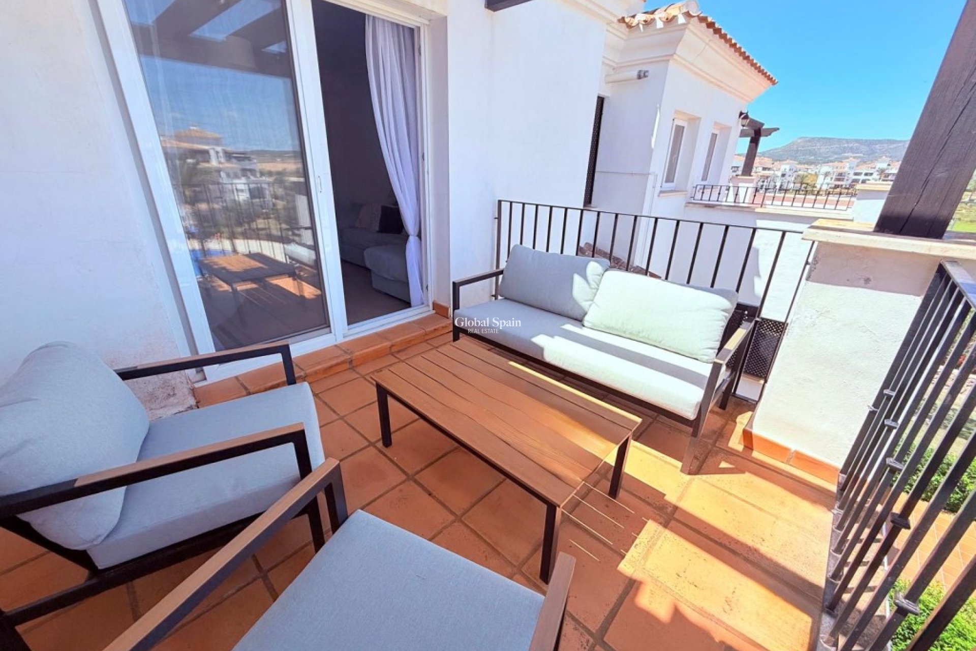 Revente - APPARTEMENT -
SUCINA - Inland