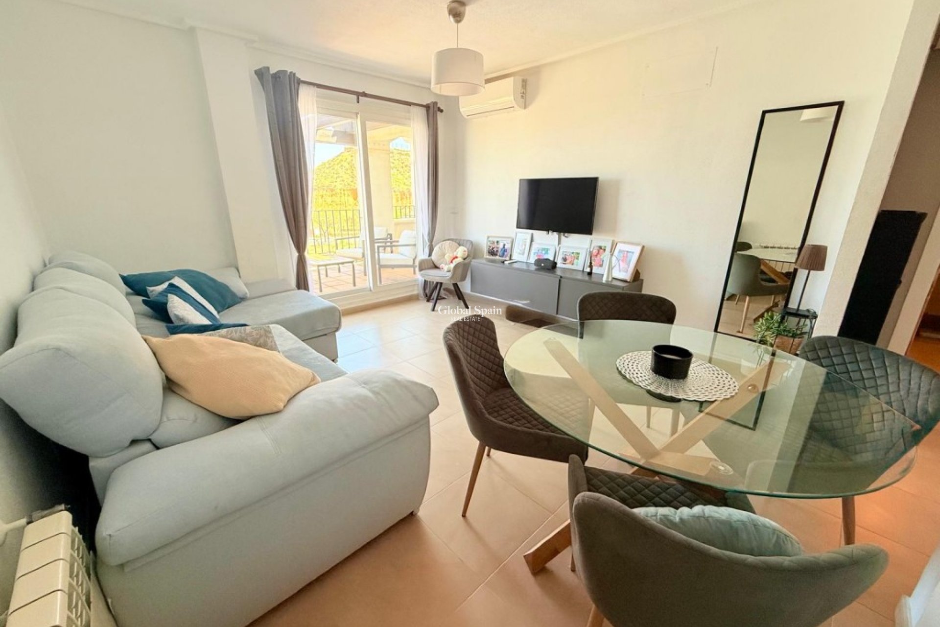 Revente - APPARTEMENT -
SUCINA - Inland